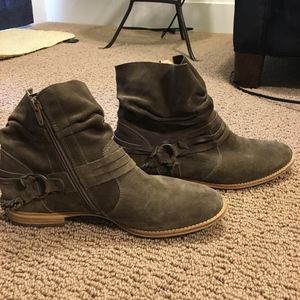 Paul Green Suede Booties, 9